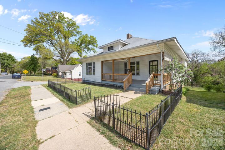 Property Photo:  628 W Council Street  NC 28144 