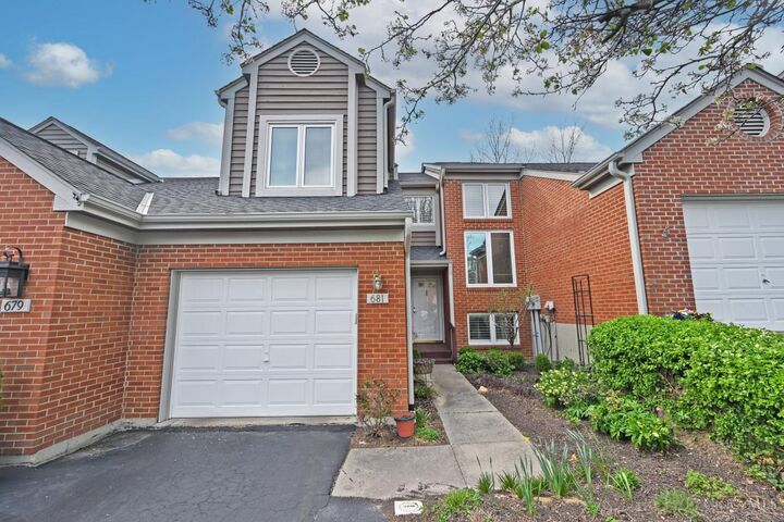 Property Photo:  681 Totten Way  OH 45226 