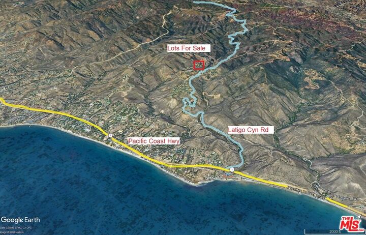 Property Photo: 433 Maguire Dr CA 90265