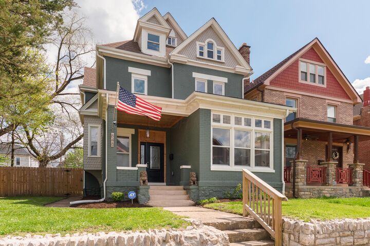 Property Photo:  848 S Champion Avenue  OH 43206 