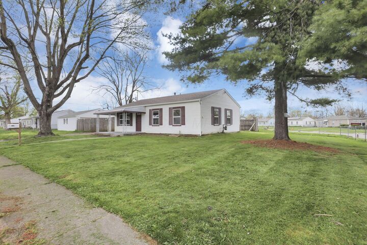 Property Photo:  2737 Gibson Drive  OH 43207 