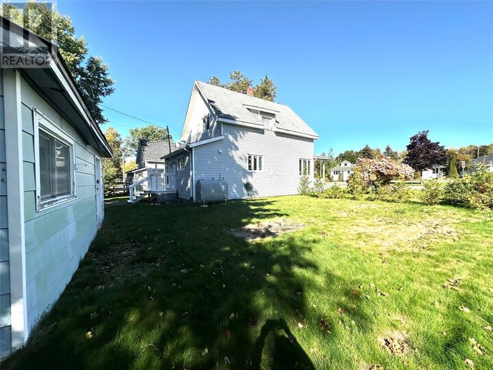 Property Photo: 47 Beaumont Avenue NL A2A 1Z8