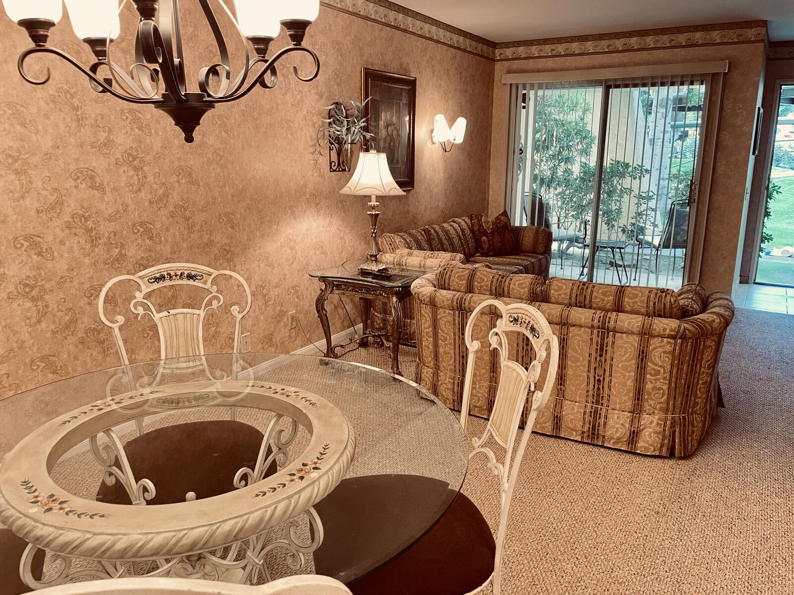 Property Photo: 2812 N Auburn Court 107 CA 92262