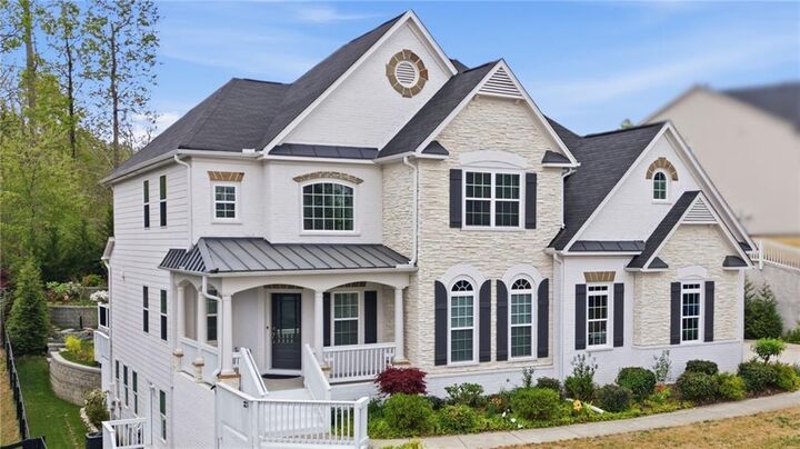 Property Photo: 6020 Bridge Brook Overlook GA 30028