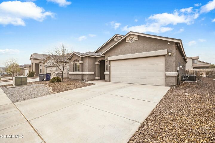 Property Photo:  14239 Charles Pollock Avenue  TX 79938 