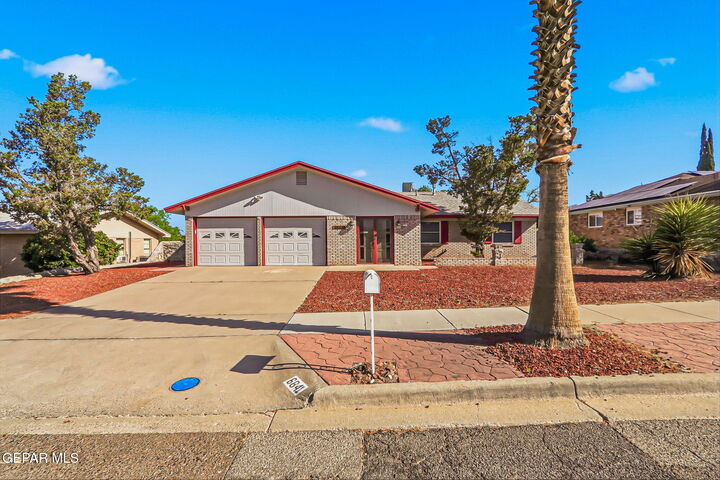 Property Photo:  6841 La Cadena Drive  TX 79912 