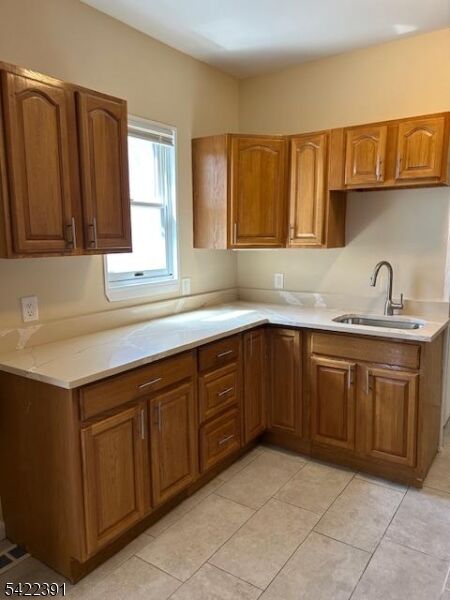 Property Photo: 429 W Broad St 1 NJ 07090