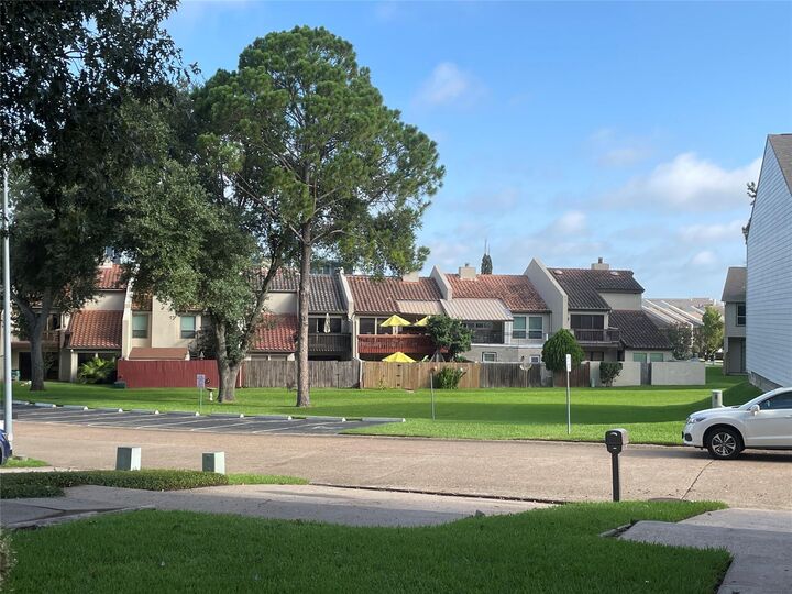 Property Photo:  12315 Glenview Drive  TX 77356 