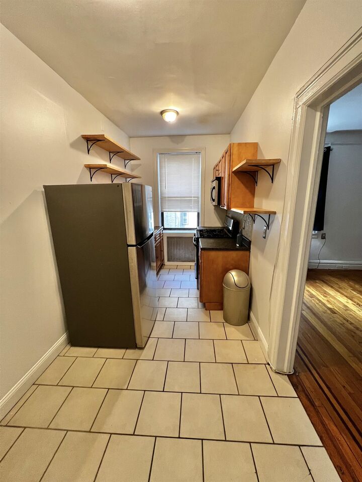 Property Photo: 131 Kensington Ave B7 NJ 07304