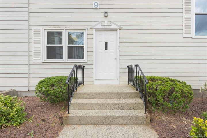 Property Photo: 135 W Nyack Road 93 NY 10954