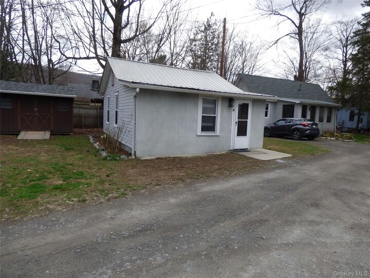 Property Photo:  9 Fredericks Road  NY 10925 