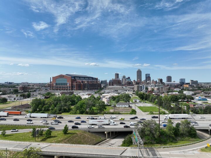 Property Photo:  1121 S Capitol Avenue  IN 46225 