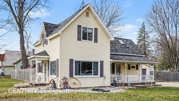 Property Photo:  200 W Adams Street  MI 48618 