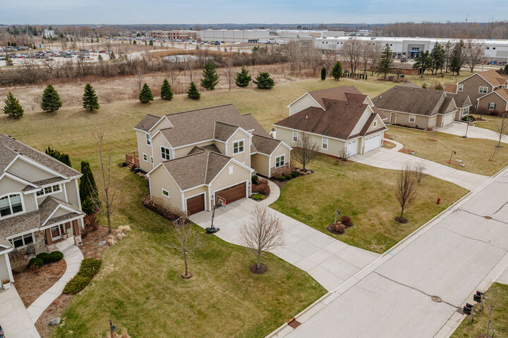 Property Photo:  10194 S 34th St  WI 53132 