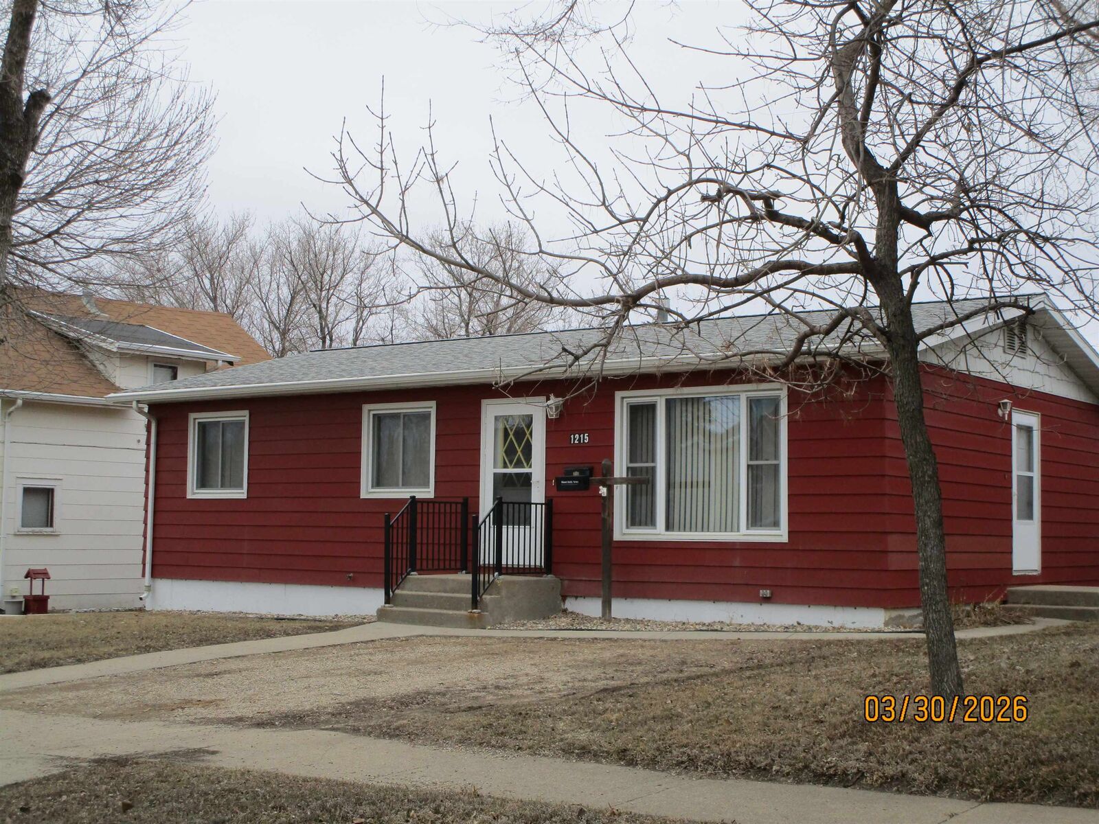 Property Photo: 1215 6th St SW ND 58701