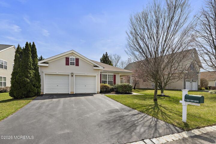 Property Photo:  71 Golf View Drive  NJ 08087 