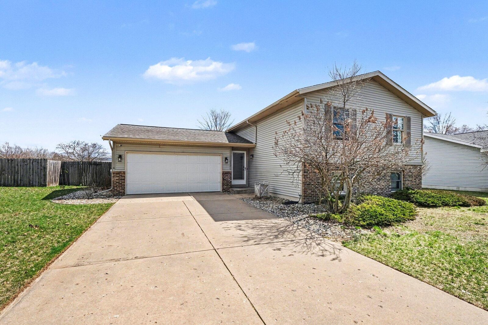 Property Photo:  302 Maizie Lane  MI 49345 