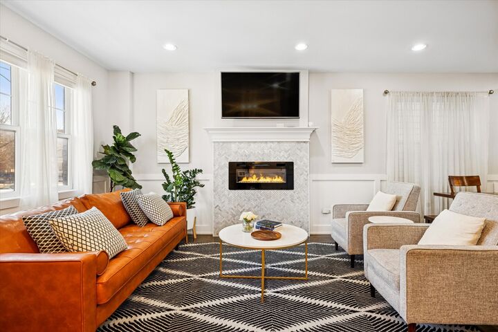 Property Photo:  4744 S Indiana Avenue  IL 60615 