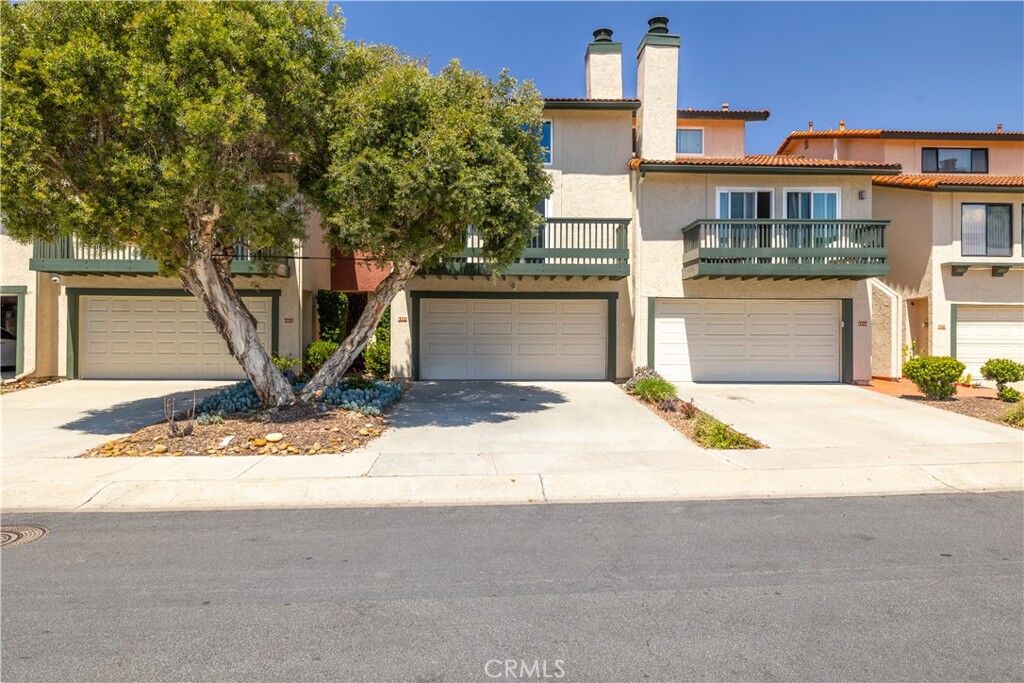 Property Photo:  6958 Camino Pacheco  CA 92111 