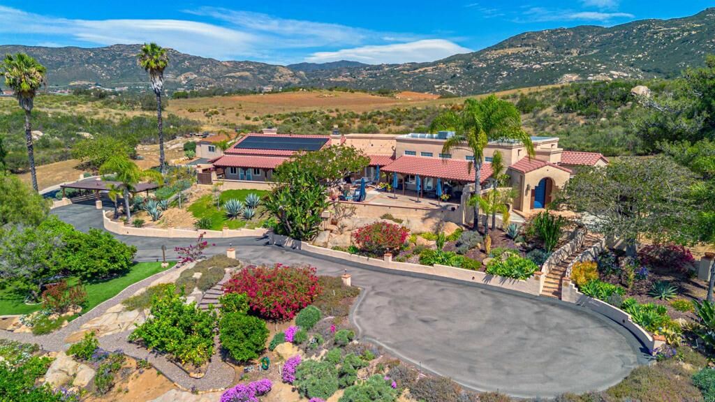 Property Photo:  13613 Hillside Estates Drive  CA 91935 