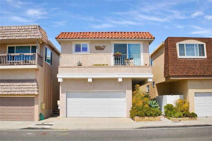 Property Photo:  733 Manhattan Beach Boulevard B  CA 90266 