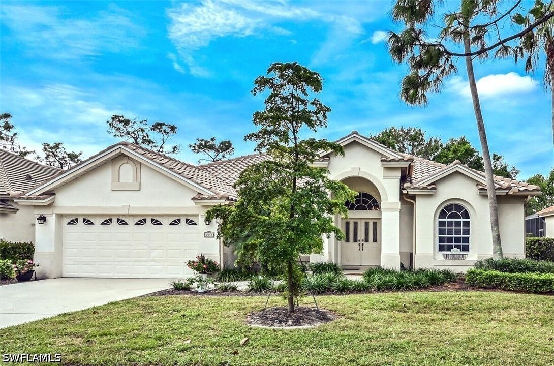 Property Photo: 6545 Chestnut Circle FL 34109