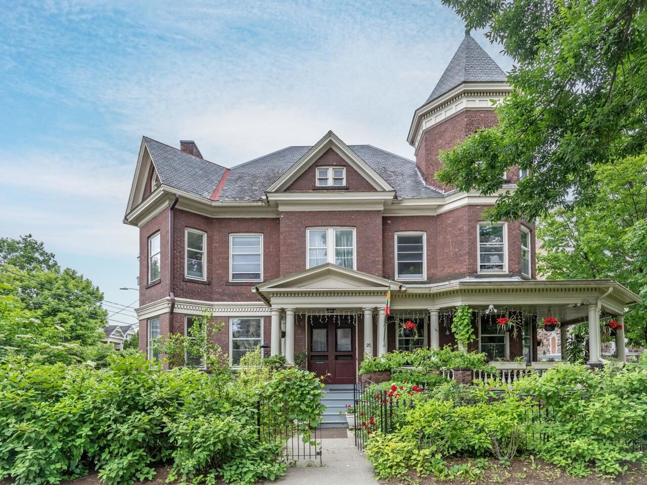 Property Photo: 25 Buell Street VT 05401