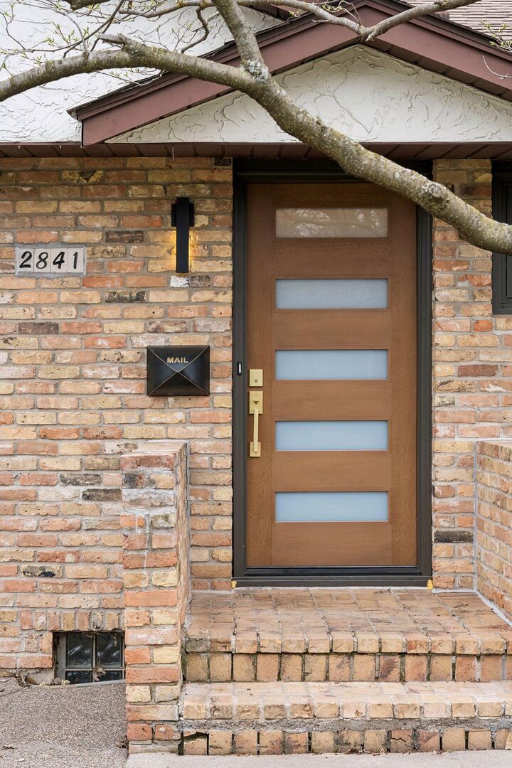 Property Photo:  2841 W 91st Street  MN 55431 