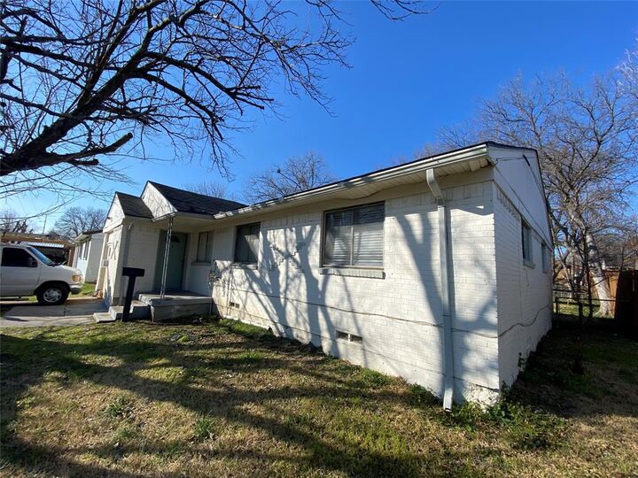 Property Photo:  3429 Moon Drive  TX 75150 