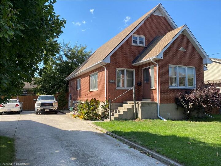 Property Photo: 66 Rowanwood Avenue ON N3S 7C6