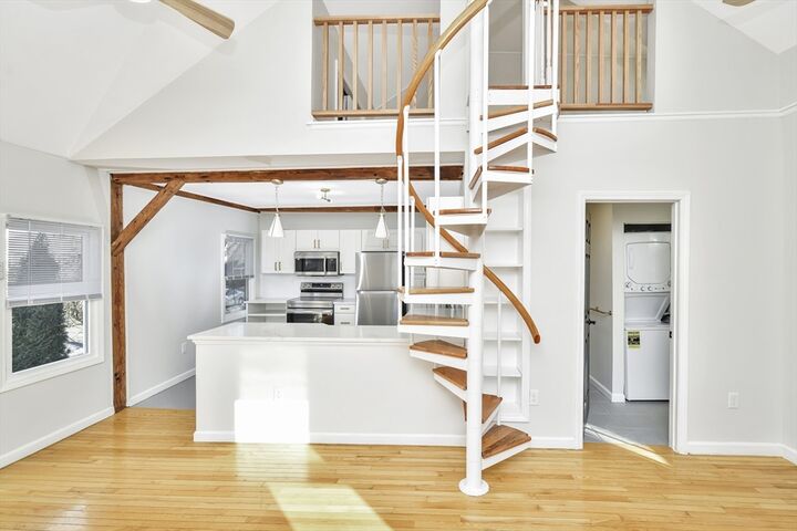 Property Photo:  21 Park St 2R  MA 01830 