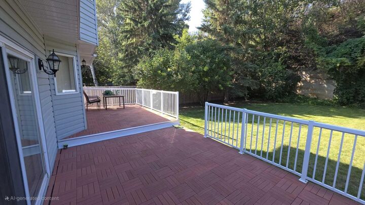 Property Photo:  10722 91 Street  AB T8S 1R1 