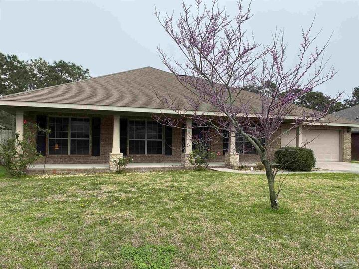 Property Photo:  1810 Twin Pine Blvd  FL 32563 