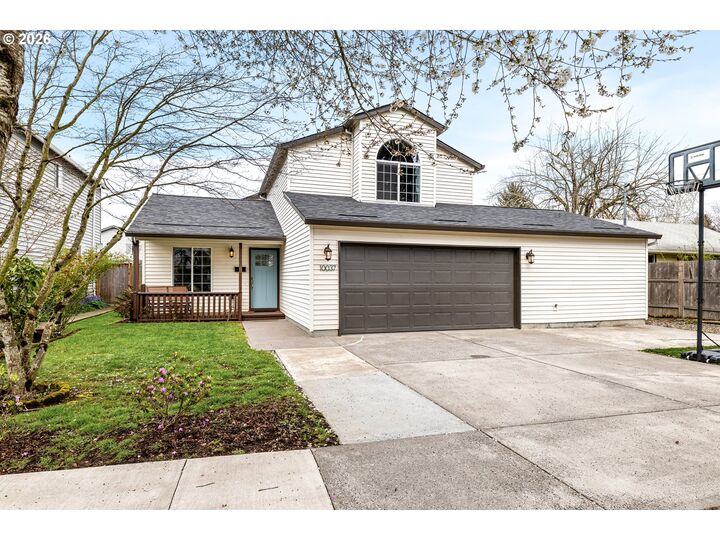 Property Photo: 10037 N Polk Ave OR 97203
