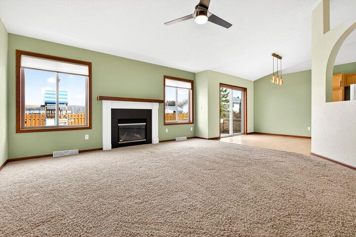 Property Photo:  343 Dakota Lee Way  WI 54963-8239 