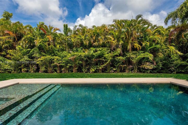 Property Photo: 13306 SW 58th Ct FL 33156