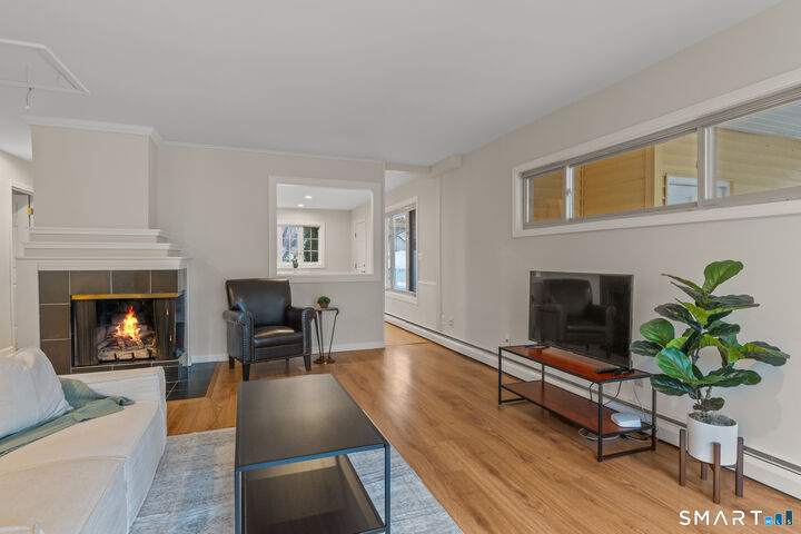 Property Photo:  48 Burke Street  CT 06118 