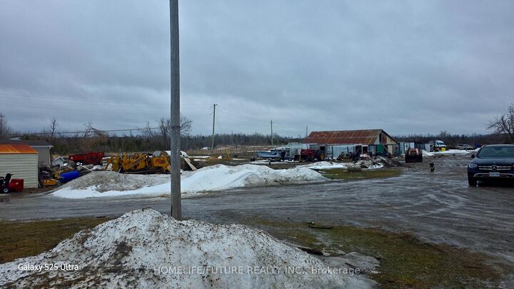 152 Glenarm Road — photo 1