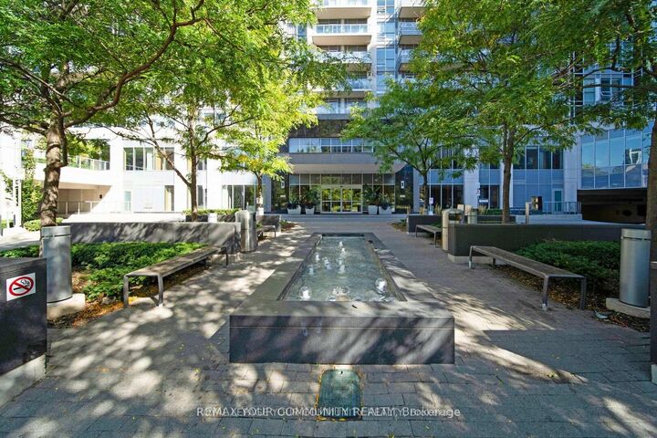 Property Photo: 120 Harrison Garden Boulevard 1129 ON M2N 0H1