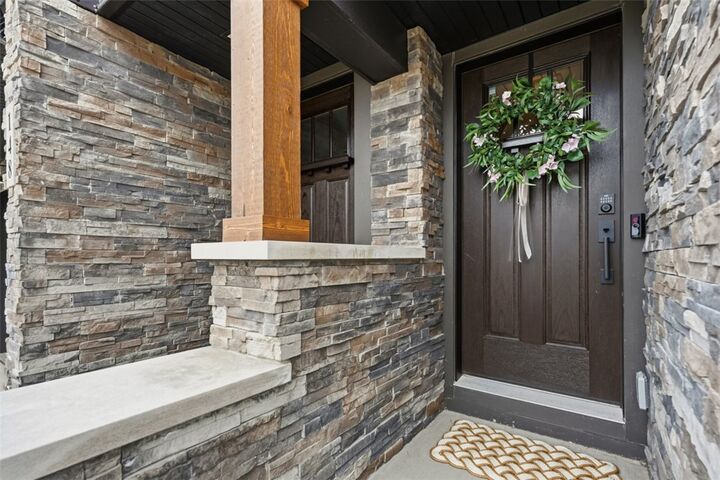 Property Photo:  146 Enclave Dr  PA 16046 