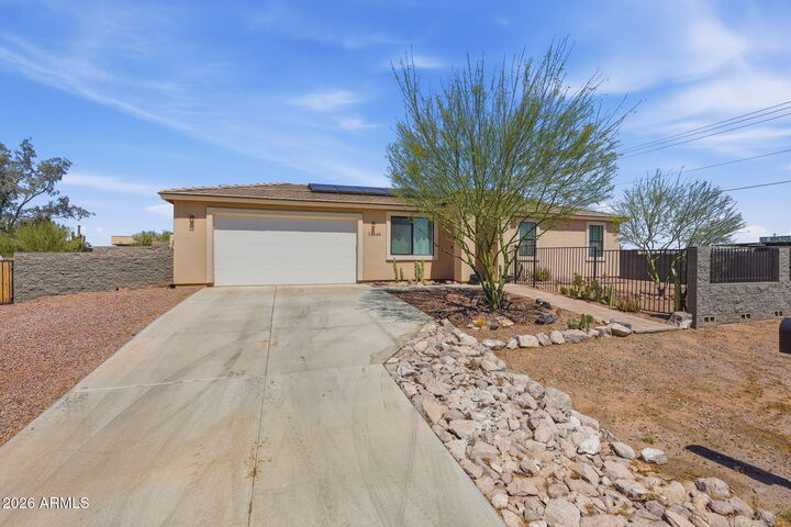 Property Photo: 11546 E 4th Avenue AZ 85120