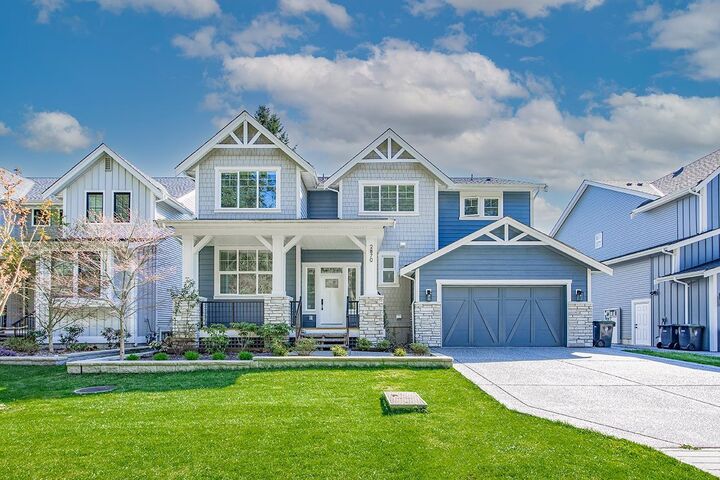 2870 203 Street — photo 1