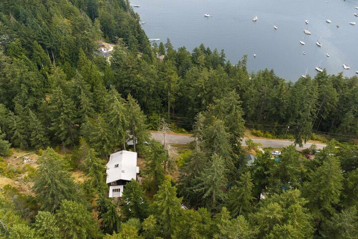 Property Photo: 1178 Miller Road BC V0N 1G1