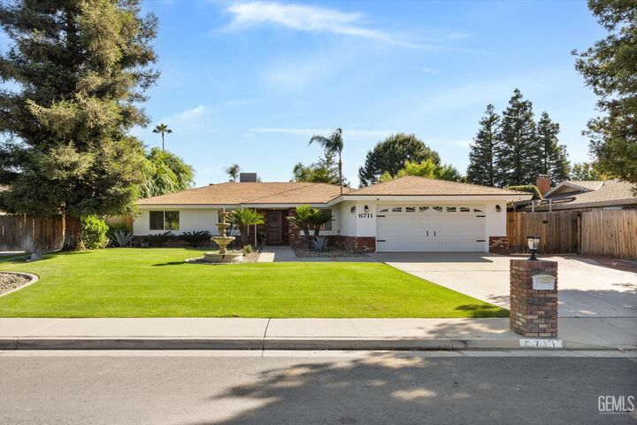 Property Photo:  6711 Columbia Lane  CA 93309 