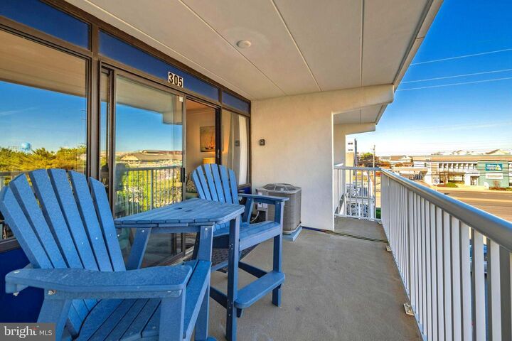 Property Photo:  15 35th Street 305  MD 21842 