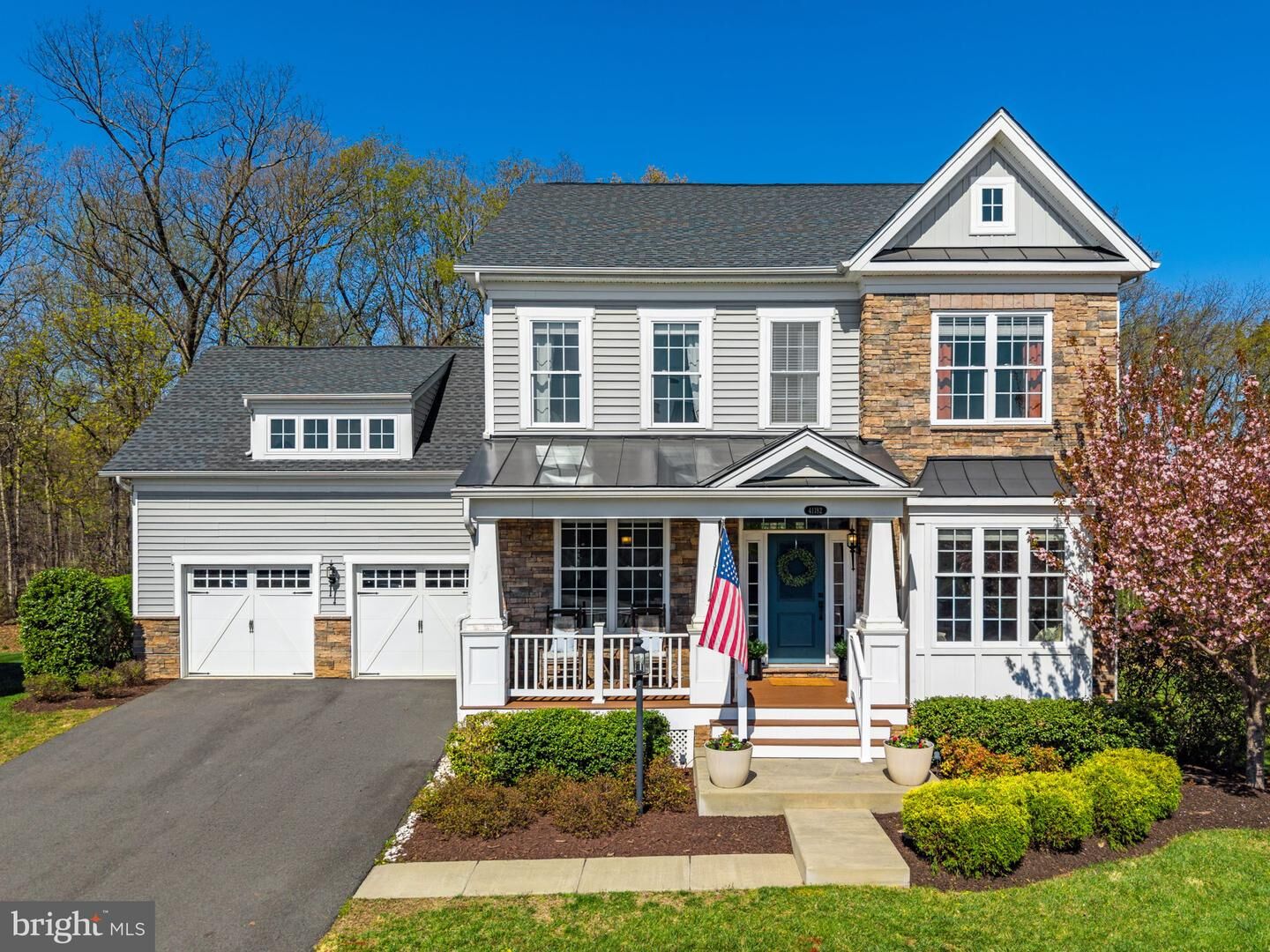 Property Photo: 41182 Turtle Dove Circle VA 20105