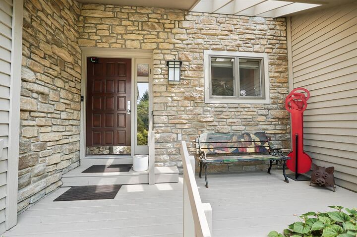 Property Photo:  107 Bentwood Court  OH 45241 