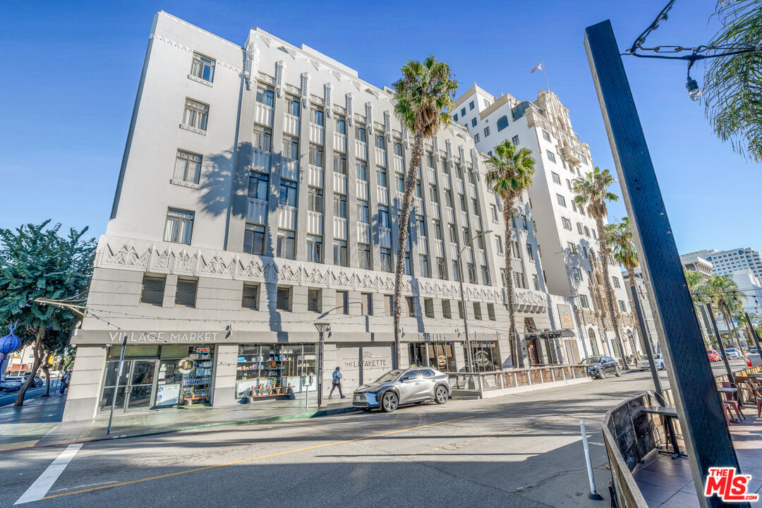 Property Photo:  140 Linden Ave  CA 90802 
