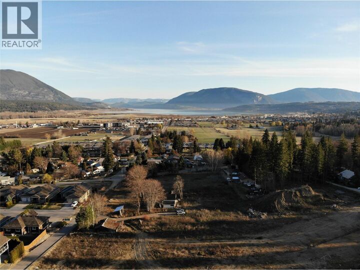 Property Photo:  840 25th Avenue Southwest  BC V1E 4M2 