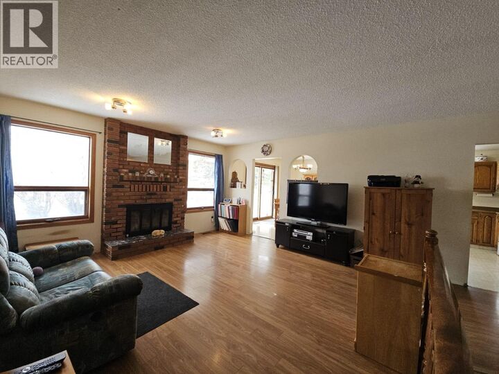 Property Photo: 167 Sukunka Avenue BC V0C 2W0